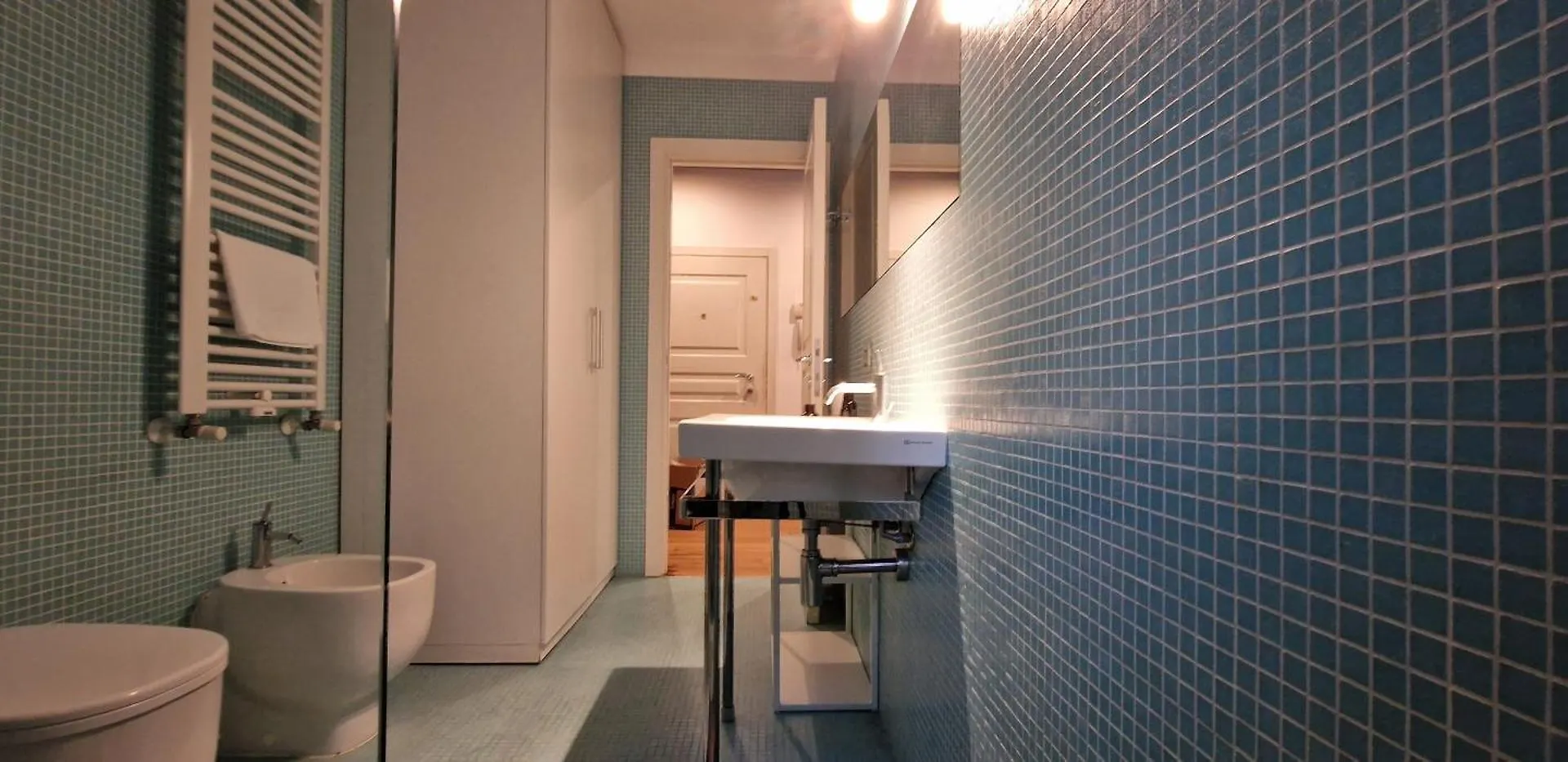 Apartment 10' Piazza Erbe, Elegance In The Heart Of Verona