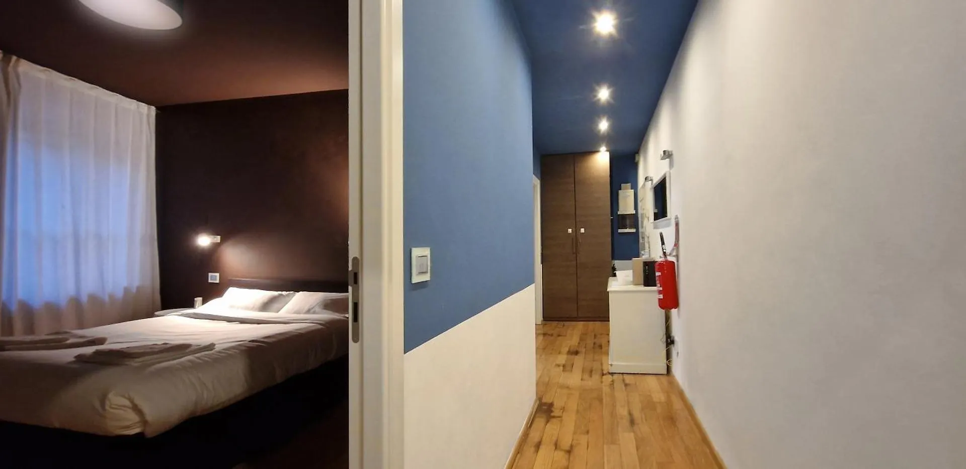 10' Piazza Erbe, Elegance In The Heart Of Verona Apartment